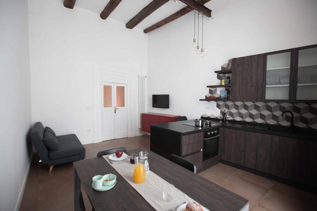Domus Delia Luxury Apartment Neapol Zewnętrze zdjęcie
